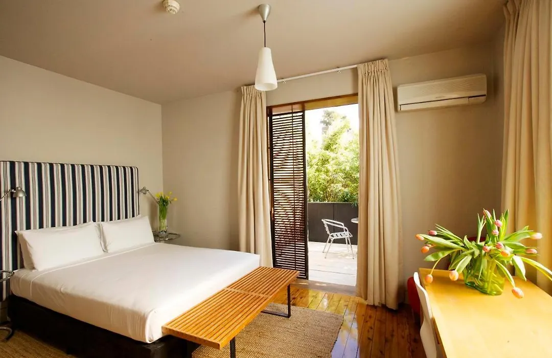 Dive Hotel-1